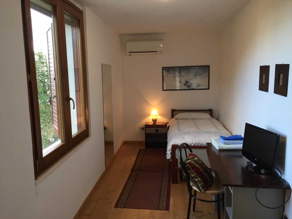 Single Room Private Bathroom